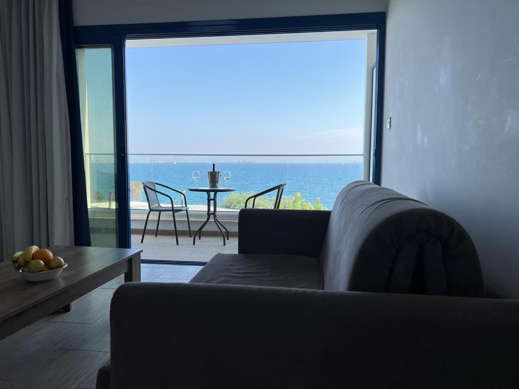 Governors Beach Panayiotis Aparthotel ภายนอก รูปภาพ