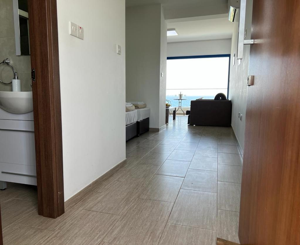 Governors Beach Panayiotis Aparthotel ภายนอก รูปภาพ